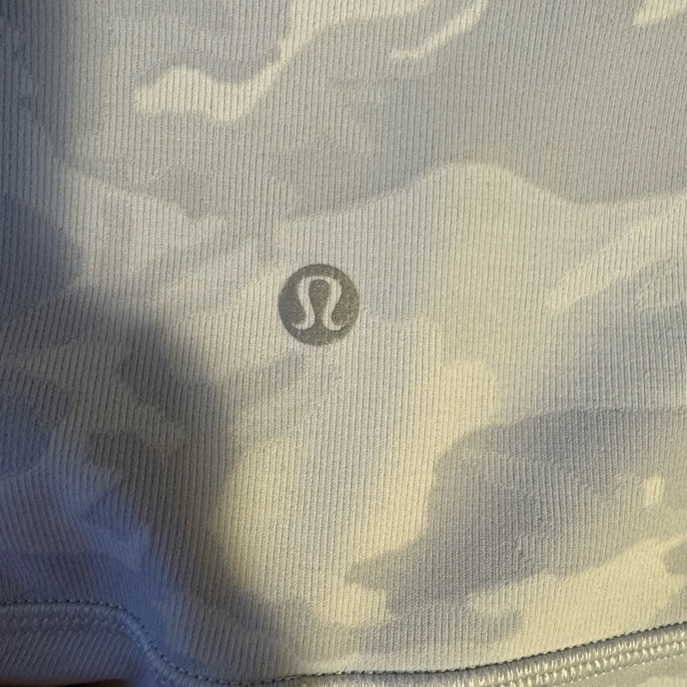 lululemon athletica Women's Leggings - Light Gray Camouflage - Picture 7 of 7